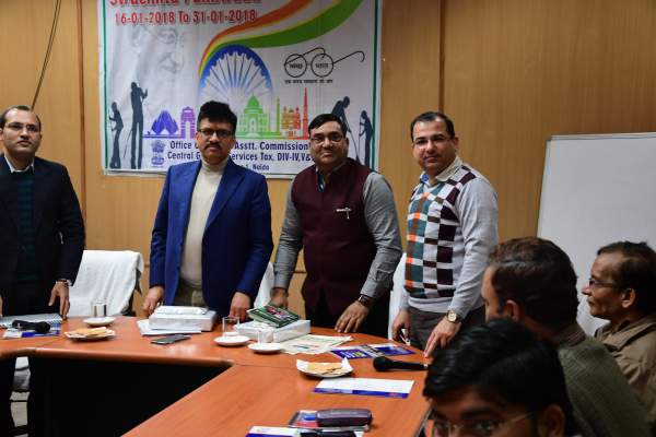 Lecture on cleanliness in CGST